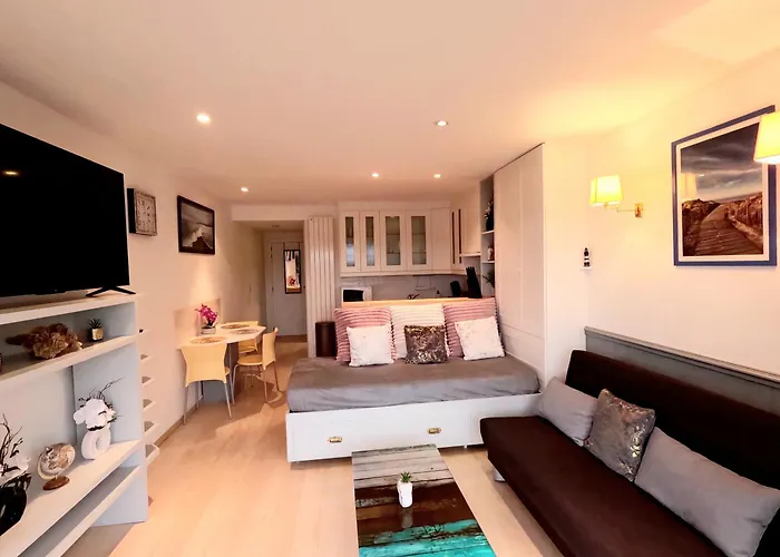 Skyline Suite 2